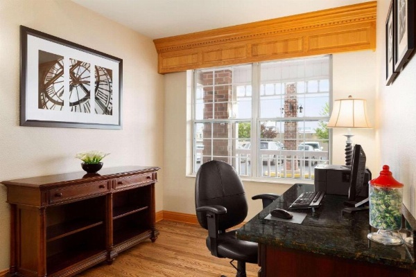 Country Inn & Suites by Radisson Kenosha - Pleasant Prairie image 17